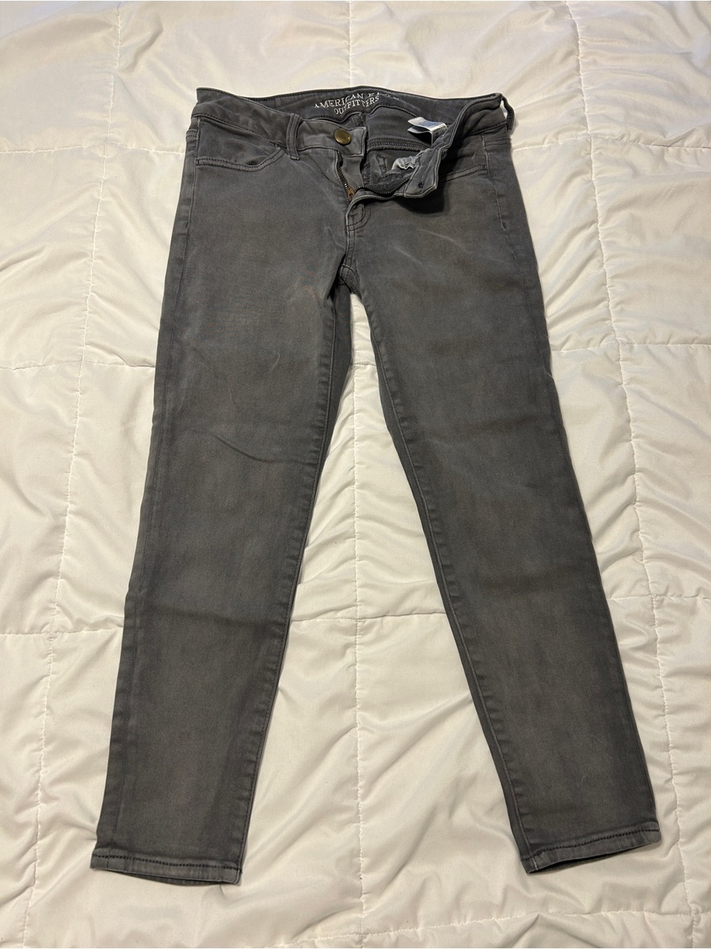 Gray American Eagle Jegging Crop